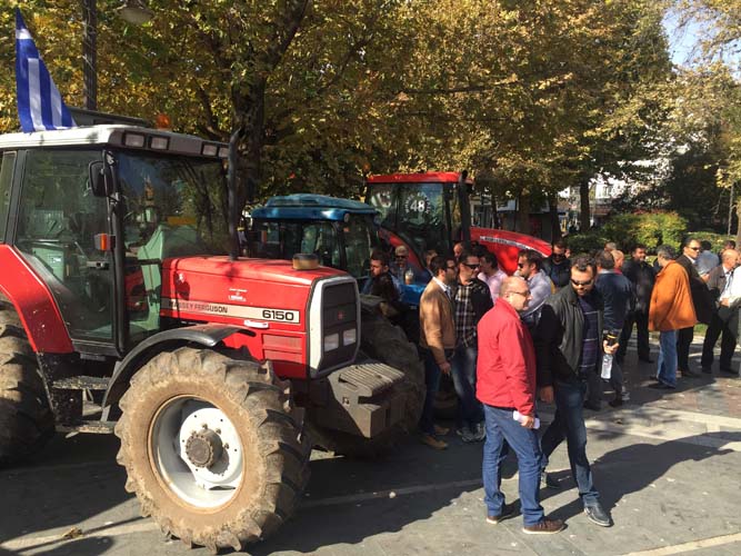 trakter plateia larissa2