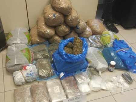 14686025_1113626725380688_1406019236_n