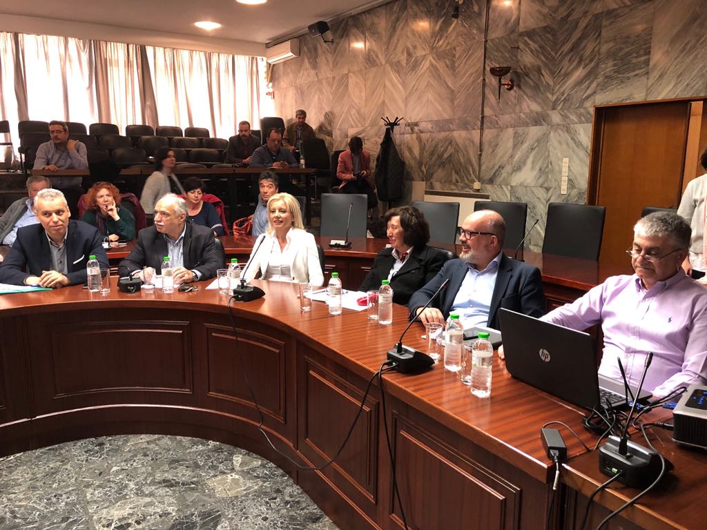 Απαγόρευση κυκλοφορίας βαρέων οχημάτων και παράκαμψη, οι προτάσεις για το δρόμο «καρμανιόλα» της οδού Βόλου Απαγόρευση κυκλοφορίας βαρέων οχημάτων και παράκαμψη, οι προτάσεις για το δρόμο «καρμανιόλα» της οδού Βόλου