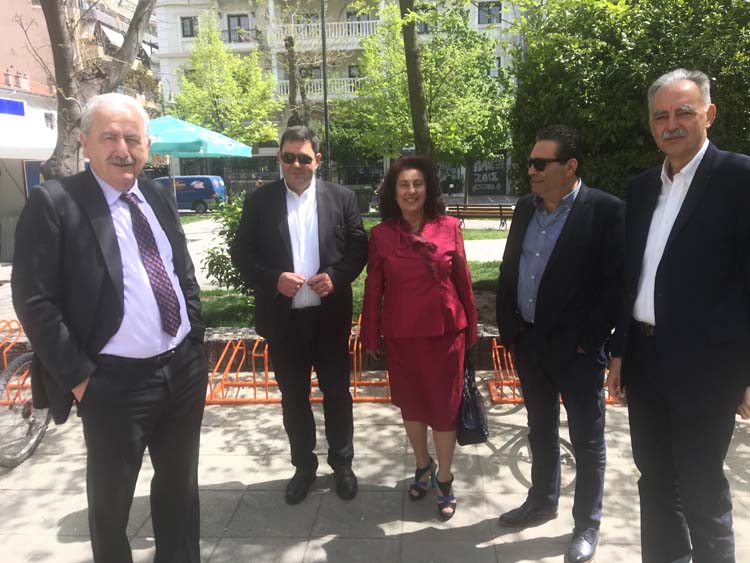 «Προβληματισμένοι…» «Προβληματισμένοι…»