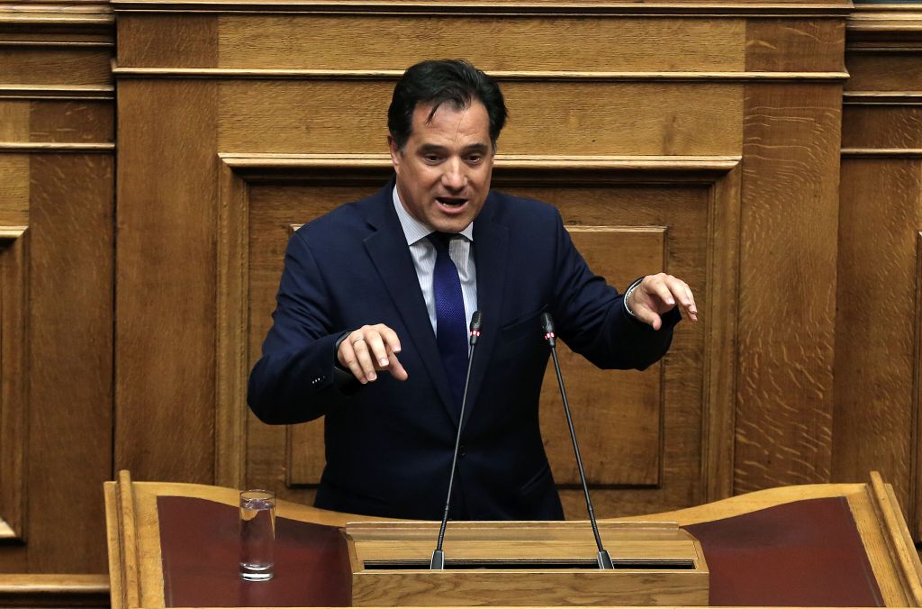 Γεωργιάδης: Είστε τεράστιοι πολιτικοί απατεώνες Γεωργιάδης: Είστε τεράστιοι πολιτικοί απατεώνες