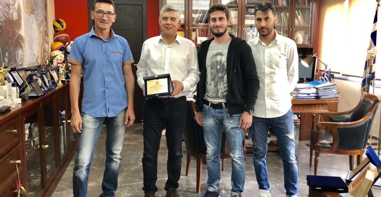 Η διοίκηση της Α.Ο. Θύελλας Μεγάλου Ελευθεροχωρίου ευχαρίστησε τον περιφερειάρχη Θεσσαλίας Η διοίκηση της Α.Ο. Θύελλας Μεγάλου Ελευθεροχωρίου ευχαρίστησε τον περιφερειάρχη Θεσσαλίας