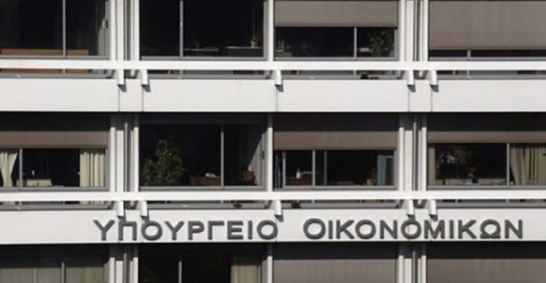 Προϋπολογισμός: «Ψαλίδι» στις δημόσιες επενδύσεις για να βγει το πλεόνασμα Προϋπολογισμός: «Ψαλίδι» στις δημόσιες επενδύσεις για να βγει το πλεόνασμα