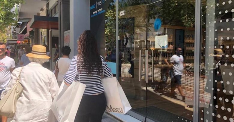 Επιστρέφει σε κανονικούς ρυθμούς το κέντρο της Λάρισας - Δείτε φωτογραφίες Επιστρέφει σε κανονικούς ρυθμούς το κέντρο της Λάρισας - Δείτε φωτογραφίες
