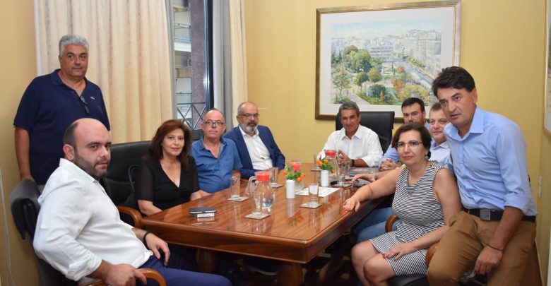 Ανδρέας Λοβερδος: "Τα Επιμελητήρια δεν θα πρέπει να μετατρέπονται σε κομματικά παραρτήματα" Ανδρέας Λοβερδος: "Τα Επιμελητήρια δεν θα πρέπει να μετατρέπονται σε κομματικά παραρτήματα"