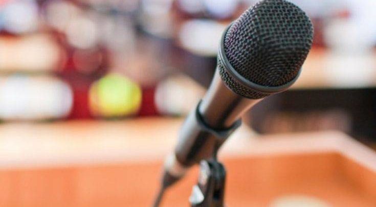 Έλληνας τραγουδιστής έφτασε κοντά στον εγκλεισμό του στο Δαφνί Έλληνας τραγουδιστής έφτασε κοντά στον εγκλεισμό του στο Δαφνί