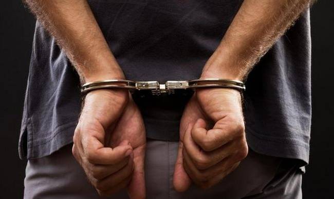 Πιερία: Σύλληψη 54χρονου για υπόθεση μαστροπείας Πιερία: Σύλληψη 54χρονου για υπόθεση μαστροπείας