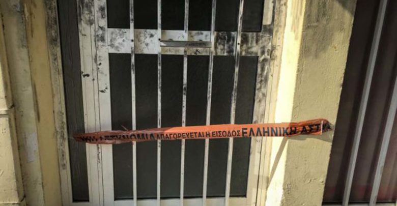 Νίκαια: Σε ομάδα που λήστευε αλλοδαπούς ανήκε ο «δεμένος» αστυνομικός Νίκαια: Σε ομάδα που λήστευε αλλοδαπούς ανήκε ο «δεμένος» αστυνομικός