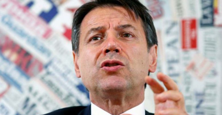Δεν έχουμε «plan B», λέει η Ρώμη μετά την απόρριψη του προϋπολογισμού Δεν έχουμε «plan B», λέει η Ρώμη μετά την απόρριψη του προϋπολογισμού