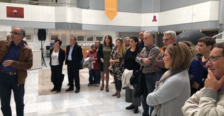 Πραγματοποιήθηκε η ξενάγηση για τα μέλη του Συλλόγου «Φίλοι της Δημοτικής Πινακοθήκης σε έκθεση φωτογραφίας Πραγματοποιήθηκε η ξενάγηση για τα μέλη του Συλλόγου «Φίλοι της Δημοτικής Πινακοθήκης σε έκθεση φωτογραφίας