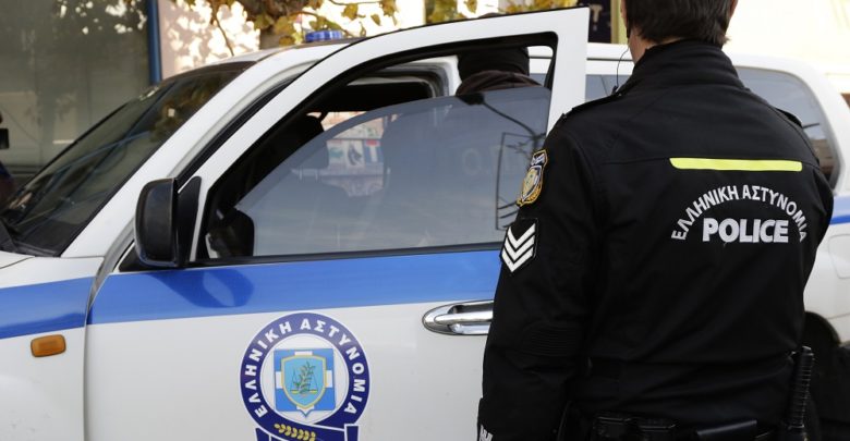 Γλυφάδα: Εξαρθρώθηκε σπείρα γυναικών που «χτυπούσε» σπίτια Γλυφάδα: Εξαρθρώθηκε σπείρα γυναικών που «χτυπούσε» σπίτια