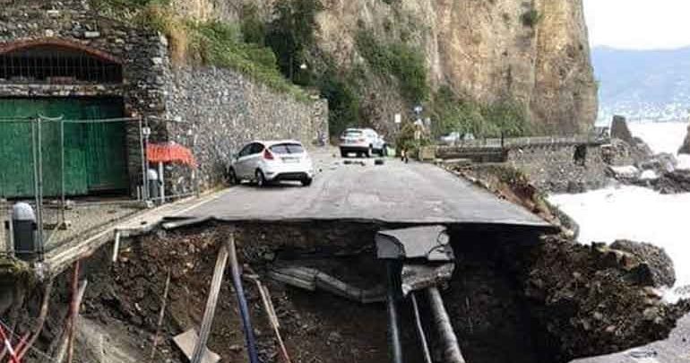 Ιταλία: Το κύμα κακοκαιρίας στοίχισε τη ζωή σε τουλάχιστον 18 ανθρώπους και προκάλεσε εκτεταμένες καταστροφές Ιταλία: Το κύμα κακοκαιρίας στοίχισε τη ζωή σε τουλάχιστον 18 ανθρώπους και προκάλεσε εκτεταμένες καταστροφές