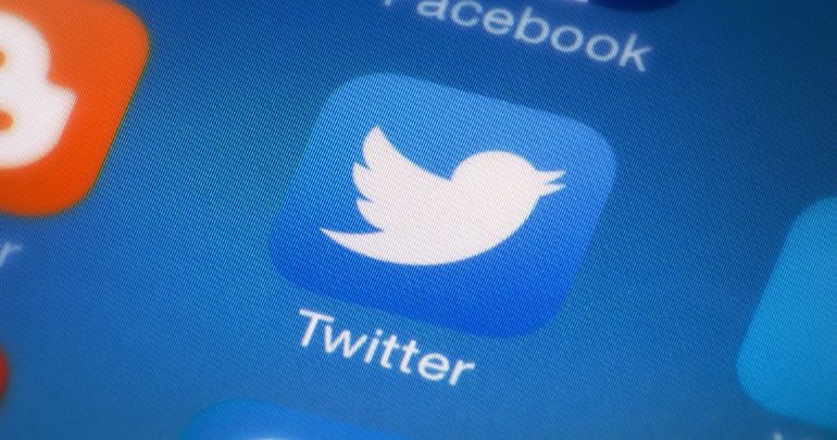 ΗΠΑ: Το Twitter διέγραψε λογαριασμούς που καλούσαν σε αποχή από τις ενδιάμεσες εκλογές ΗΠΑ: Το Twitter διέγραψε λογαριασμούς που καλούσαν σε αποχή από τις ενδιάμεσες εκλογές