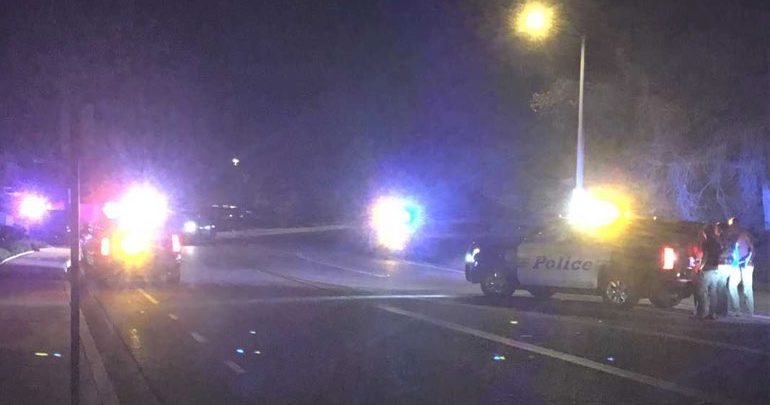 Ένοπλη επίθεση σε μπαρ στην Καλιφόρνια Ένοπλη επίθεση σε μπαρ στην Καλιφόρνια
