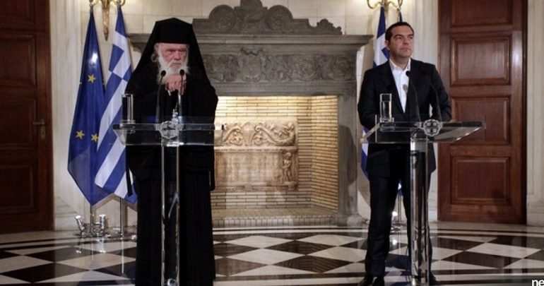 De Standaard: «Οι Έλληνες κληρικοί δεν θα είναι στο εξής δημόσιοι υπάλληλοι» De Standaard: «Οι Έλληνες κληρικοί δεν θα είναι στο εξής δημόσιοι υπάλληλοι»