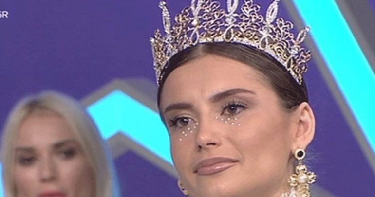 «Λύγισε» η Μαρία Λέκα! «Επειδή κατάγομαι από την Αλβανία…» «Λύγισε» η Μαρία Λέκα! «Επειδή κατάγομαι από την Αλβανία…»