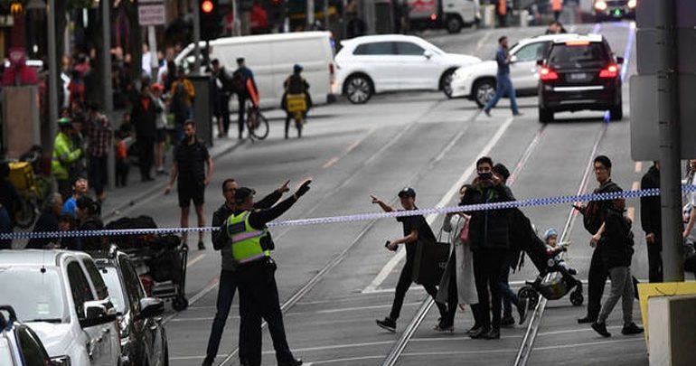 Μελβούρνη: Ο δράστης της τρομοκρατικής επίθεσης με μαχαίρι ήταν γνωστός στις υπηρεσίες πληροφοριών Μελβούρνη: Ο δράστης της τρομοκρατικής επίθεσης με μαχαίρι ήταν γνωστός στις υπηρεσίες πληροφοριών