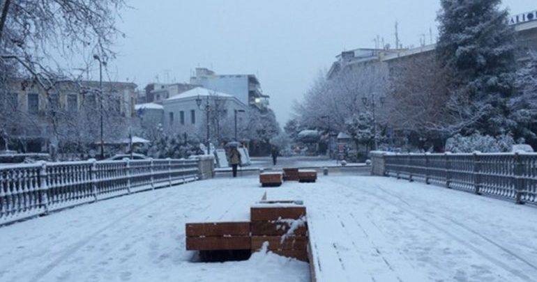 Απαραίτητη η χρήση αντιολισθητικών αλυσίδων στους νομούς Τρικάλων και Καρδίτσας Απαραίτητη η χρήση αντιολισθητικών αλυσίδων στους νομούς Τρικάλων και Καρδίτσας