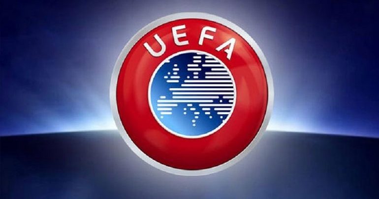 UEFA: Ξεκίνησε έρευνα για τα ναζιστικά σύμβολα στο ματς Ελλάδα-Εσθονία UEFA: Ξεκίνησε έρευνα για τα ναζιστικά σύμβολα στο ματς Ελλάδα-Εσθονία