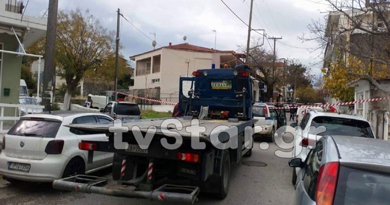 Ένοπλη ληστεία στα Βίλια με έναν τραυματία Ένοπλη ληστεία στα Βίλια με έναν τραυματία