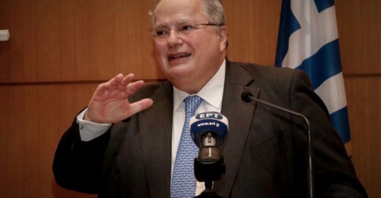 Χτύπημα Κοτζιά κατά Καμμένου: Φτάνει η ανοχή σε όσους απειλούν ότι θα ρίξουν την κυβέρνηση Χτύπημα Κοτζιά κατά Καμμένου: Φτάνει η ανοχή σε όσους απειλούν ότι θα ρίξουν την κυβέρνηση