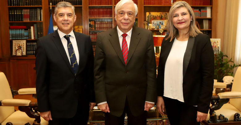 Συγχαρητήρια του Προέδρου της Δημοκρατίας κ. Πρ. Παυλόπουλου για το βραβείο POMPIDOU στο Κέντρο Πρόληψης Λάρισας Συγχαρητήρια του Προέδρου της Δημοκρατίας κ. Πρ. Παυλόπουλου για το βραβείο POMPIDOU στο Κέντρο Πρόληψης Λάρισας