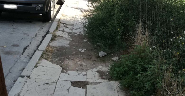 Κι όμως... αυτή η εικόνα βρίσκεται στο κέντρο της Λάρισας! Κι όμως... αυτή η εικόνα βρίσκεται στο κέντρο της Λάρισας!