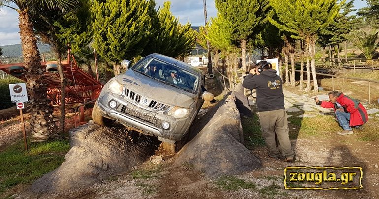 Ο Ντάνος σε πολύ άγριες δοκιμασίες με το Mitsubishi L200 Ο Ντάνος σε πολύ άγριες δοκιμασίες με το Mitsubishi L200