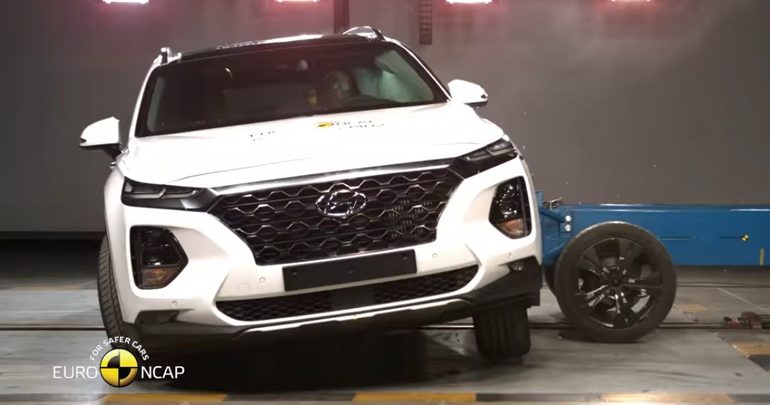 Αρίστευσε στα crash test το νέο Hyundai Santa Fe Αρίστευσε στα crash test το νέο Hyundai Santa Fe
