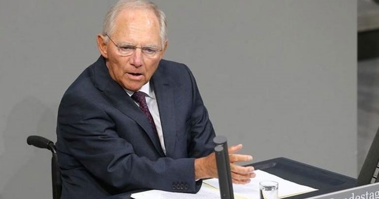 Σόιμπλε: Δεν έκανα καμία μάχη εναντίον της Μέρκελ Σόιμπλε: Δεν έκανα καμία μάχη εναντίον της Μέρκελ