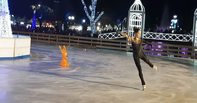 Λάρισα: Μαγικές εικόνες από το παγοδρόμιο στο Πάρκο των Ευχών Λάρισα: Μαγικές εικόνες από το παγοδρόμιο στο Πάρκο των Ευχών