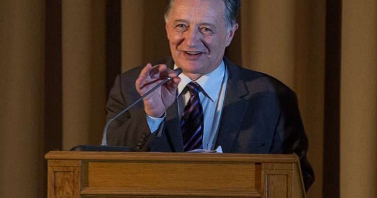 Η Φυσική μαγεύει. Τριήμερο εκδηλώσεων στην Αθήνα Η Φυσική μαγεύει. Τριήμερο εκδηλώσεων στην Αθήνα