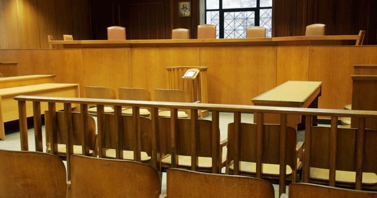 Τρίκαλα: Ποινή ισόβιας κάθειρξης στον 66χρονο αδελφοκτόνο Τρίκαλα: Ποινή ισόβιας κάθειρξης στον 66χρονο αδελφοκτόνο