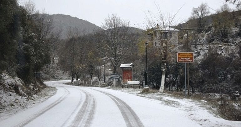 Ανοίγουν τα χιονοδρομικά σε Μέτσοβο κι Ανήλιο Ανοίγουν τα χιονοδρομικά σε Μέτσοβο κι Ανήλιο