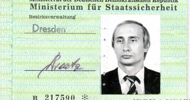 Βρέθηκε η ταυτότητα του Πούτιν στη Stasi Βρέθηκε η ταυτότητα του Πούτιν στη Stasi