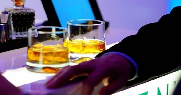 Ηράκλειο: Ο πελάτης ήταν αστυνομικός - Δύο συλλήψεις για μαστροπεία Ηράκλειο: Ο πελάτης ήταν αστυνομικός - Δύο συλλήψεις για μαστροπεία