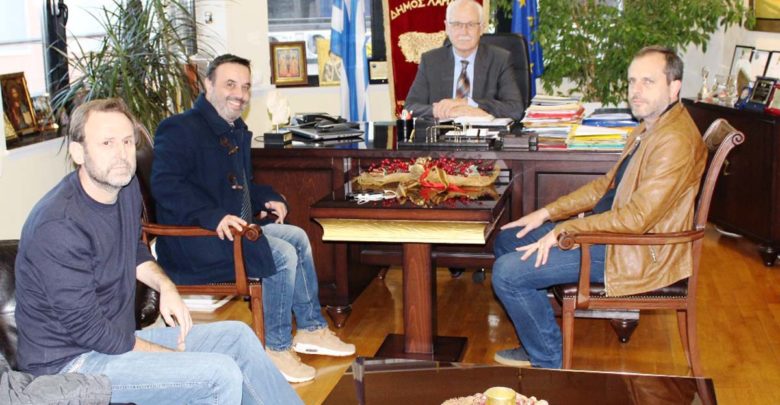 Συνάντηση δημάρχου με τον οργανωτικό γραμματέα του Ποταμιού Συνάντηση δημάρχου με τον οργανωτικό γραμματέα του Ποταμιού