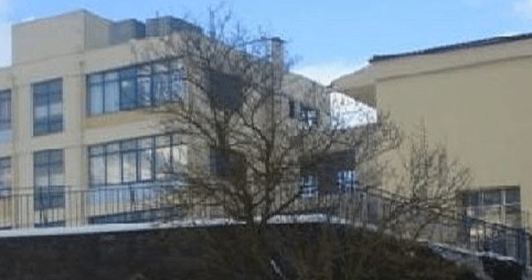 Ανανεώθηκε ο εξοπλισμός του εργαστηρίου πληροφορικής του γυμνασίου-λυκείου Τζερμιάδων Ανανεώθηκε ο εξοπλισμός του εργαστηρίου πληροφορικής του γυμνασίου-λυκείου Τζερμιάδων