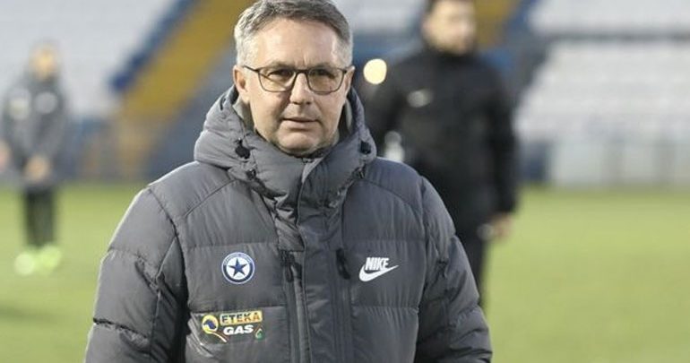 Γερμανικά ΜΜΕ: «Ενδιαφέρεται για τον Κάναντι η Φορτούνα Ντίσελντορφ» Γερμανικά ΜΜΕ: «Ενδιαφέρεται για τον Κάναντι η Φορτούνα Ντίσελντορφ»