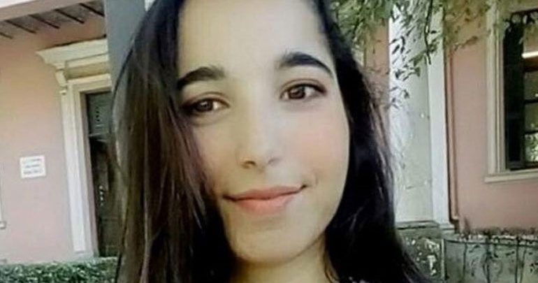Αποκαλύψεις από τη νονά της αδικοχαμένης Αγγελικής: «Υπάρχουν πολλά που πρέπει να ειπωθούν» Αποκαλύψεις από τη νονά της αδικοχαμένης Αγγελικής: «Υπάρχουν πολλά που πρέπει να ειπωθούν»