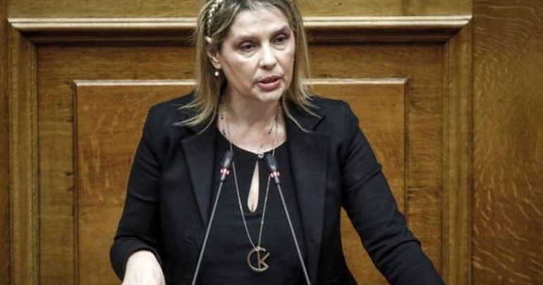 Η επιστολή παραίτησης της Κ. Παπακώστα που δεν έγινε αποδεκτή από την Τσίπρα Η επιστολή παραίτησης της Κ. Παπακώστα που δεν έγινε αποδεκτή από την Τσίπρα