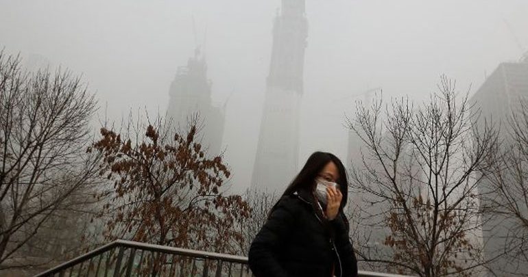 Έρευνα: Όταν η ατμοσφαιρική ρύπανση αυξάνεται, η ευτυχία των κατοίκων μειώνεται Έρευνα: Όταν η ατμοσφαιρική ρύπανση αυξάνεται, η ευτυχία των κατοίκων μειώνεται