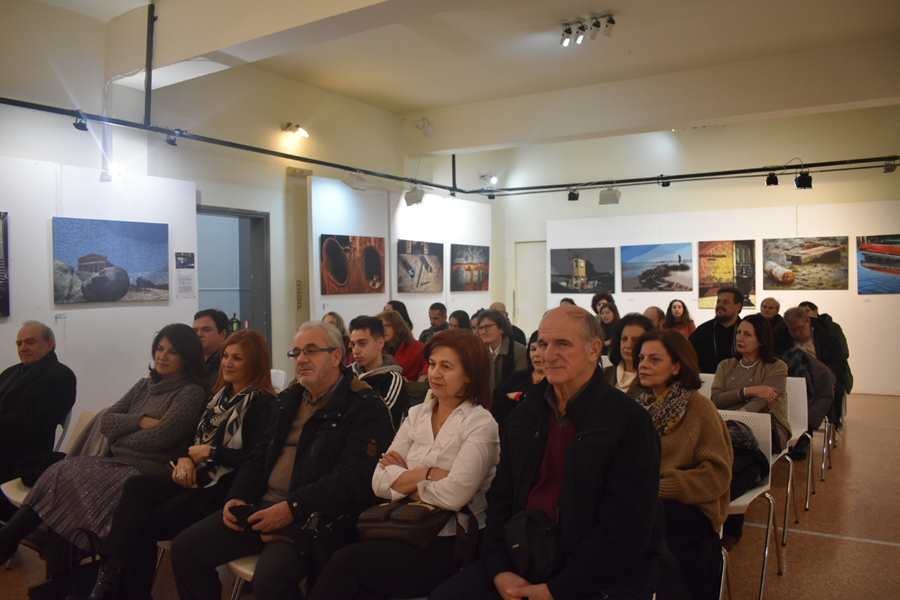 Τον βραβευμένο Κροάτη ποιητή Γκόραν Τσολακχότζιτς γνώρισε το κοινό της Λάρισας σε μια ειδυλλιακή βραδιά