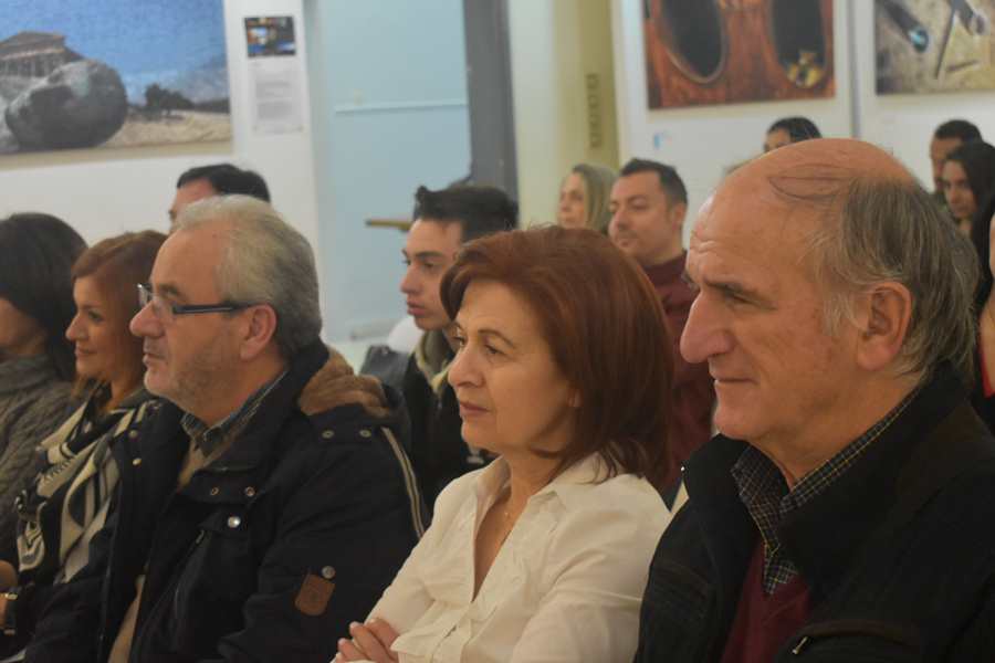 Τον βραβευμένο Κροάτη ποιητή Γκόραν Τσολακχότζιτς γνώρισε το κοινό της Λάρισας σε μια ειδυλλιακή βραδιά