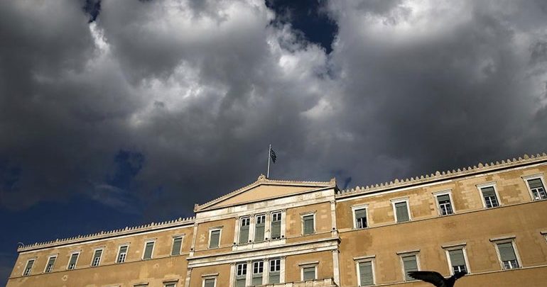 Την Πέμπτη θα ολοκληρωθεί η διαδικασία συζήτησης της Αναθεώρησης του Συντάγματος Την Πέμπτη θα ολοκληρωθεί η διαδικασία συζήτησης της Αναθεώρησης του Συντάγματος