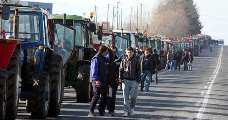 Άνοιξε η εθνική οδός Πατρών-Πύργου στον κόμβο της ΒΙ.ΠΕ. - Αποχώρησαν οι αγρότες Άνοιξε η εθνική οδός Πατρών-Πύργου στον κόμβο της ΒΙ.ΠΕ. - Αποχώρησαν οι αγρότες