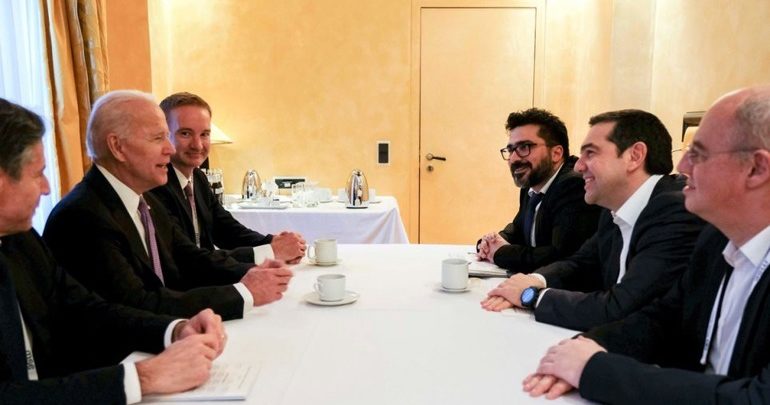 Μακρά συζήτηση Τσίπρα-Μπάιντεν για περιφερειακές εξελίξεις, με έμφαση σε Τουρκία και ενεργειακά Μακρά συζήτηση Τσίπρα-Μπάιντεν για περιφερειακές εξελίξεις, με έμφαση σε Τουρκία και ενεργειακά