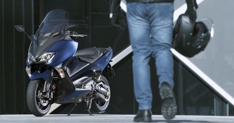 Yamaha TΜΑΧ 530: Διπλή ανάκληση για ψεκασμό και ιμάντα μετάδοσης Yamaha TΜΑΧ 530: Διπλή ανάκληση για ψεκασμό και ιμάντα μετάδοσης