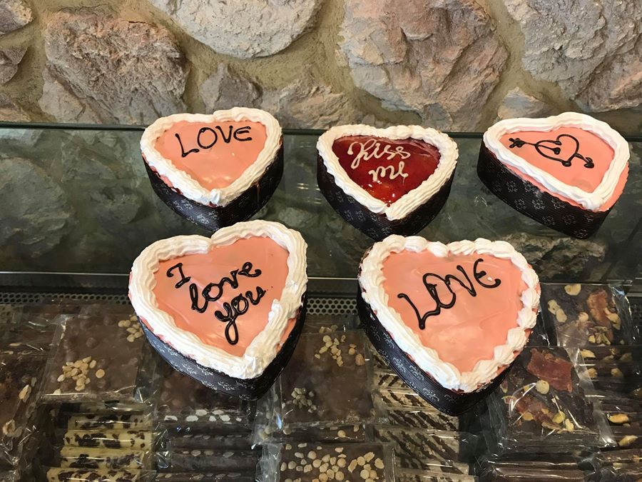 51985874 408559306369090 442516613720178688 n agios valentinos | Lamianow.gr