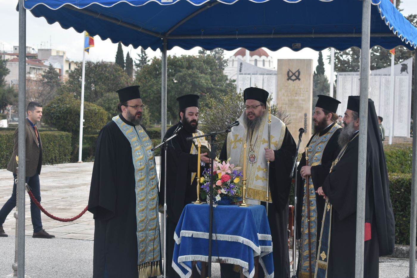 DSC 0455 1 paradosi paralavi stratia | Lamianow.gr
